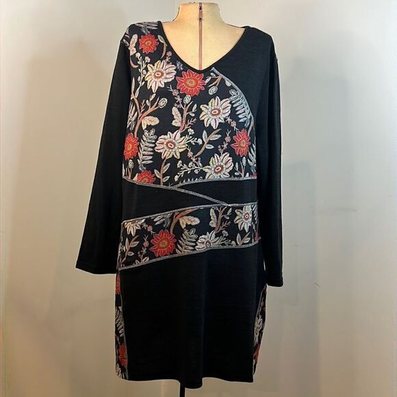 Serengeti Grey & Floral Mixed Pattern Sweater Dress - Size 1X - Picture 1 of 10